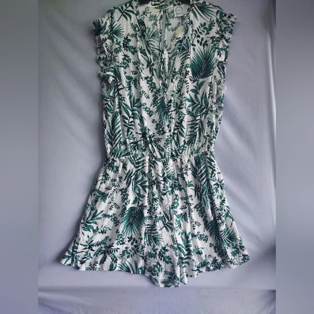 NWT Blue Rain green floral romper size 2X
